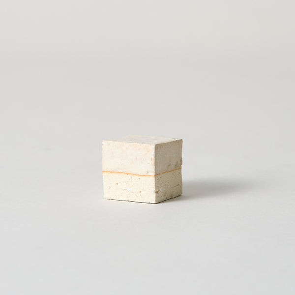 drop diffuser 土_tsuchi（白）/ 日置哲也 作